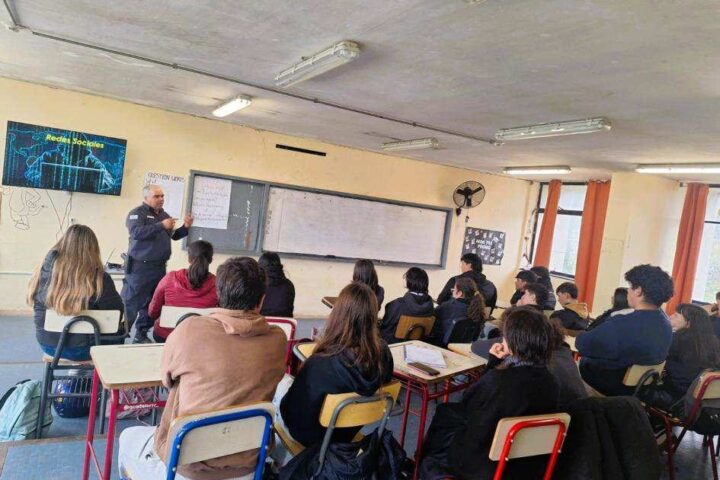 Taller de redes sociales y herramientas digitales